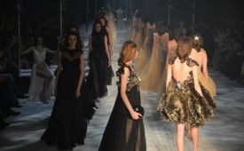 Desfile de Samuel Cirnansck
