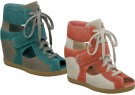 Sneakers Abertos