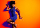 Erika Januza de Azul Klein