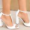 Sapatos Brancos