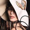 Loewe Escalou a Über Model Gisele Bündchen Para a Divulgação de Sua Campanha de Inverno 2017